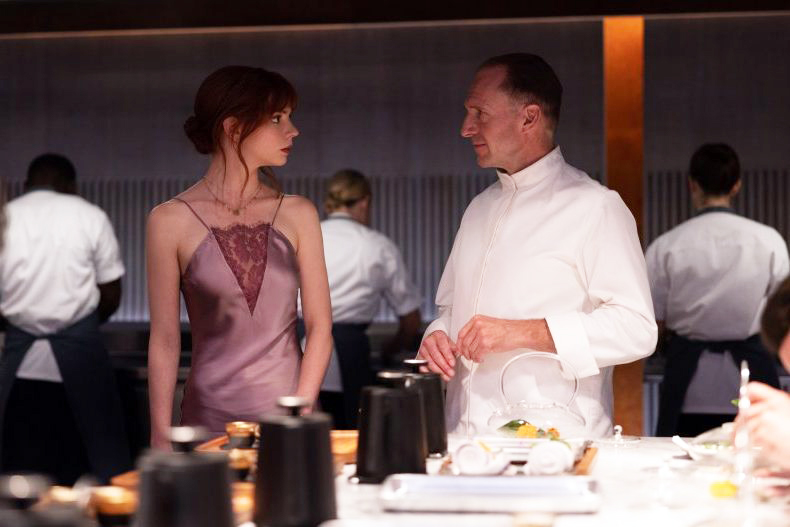 Film Review: The Menu, Features