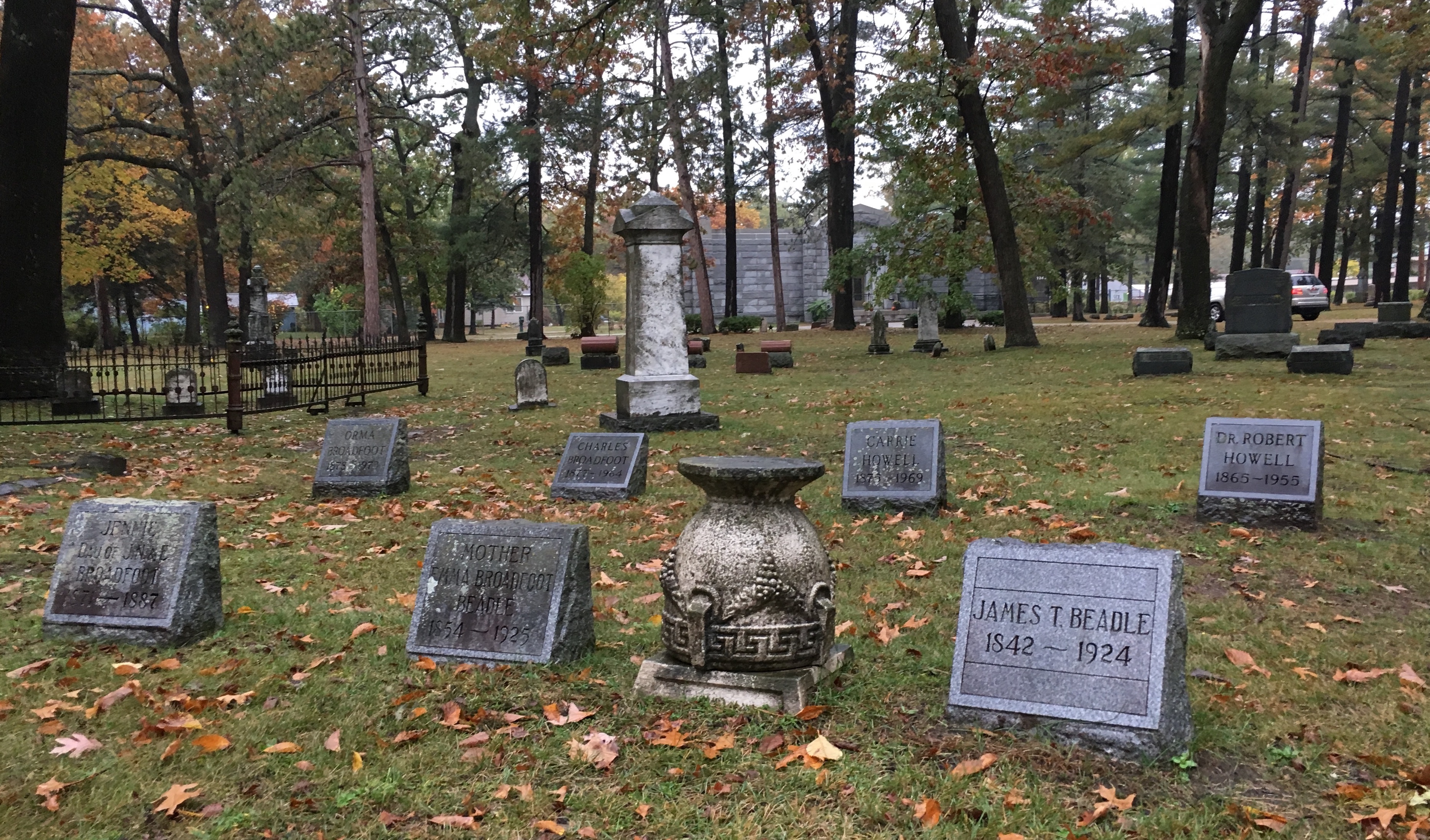 A Halloween Tour Of Traverse City's Historic Cemetery The Ticker